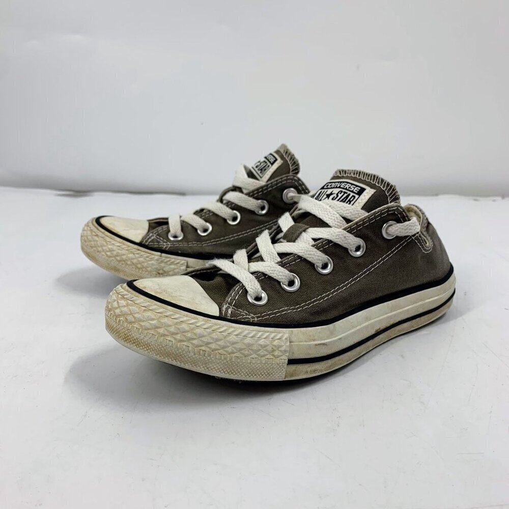 Converse Women's Chuck‎ Taylor Low Top 1J794 lace Up Sneaker Shoes Size 6